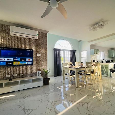 Luxury Apartments And Rooms,The Lagoons Montego Bay Eksteriør bilde