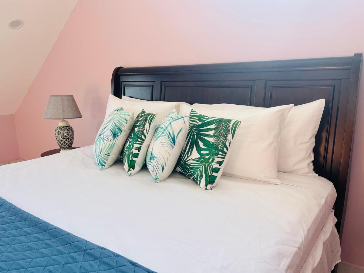 Luxury Apartments And Rooms,The Lagoons Montego Bay Eksteriør bilde