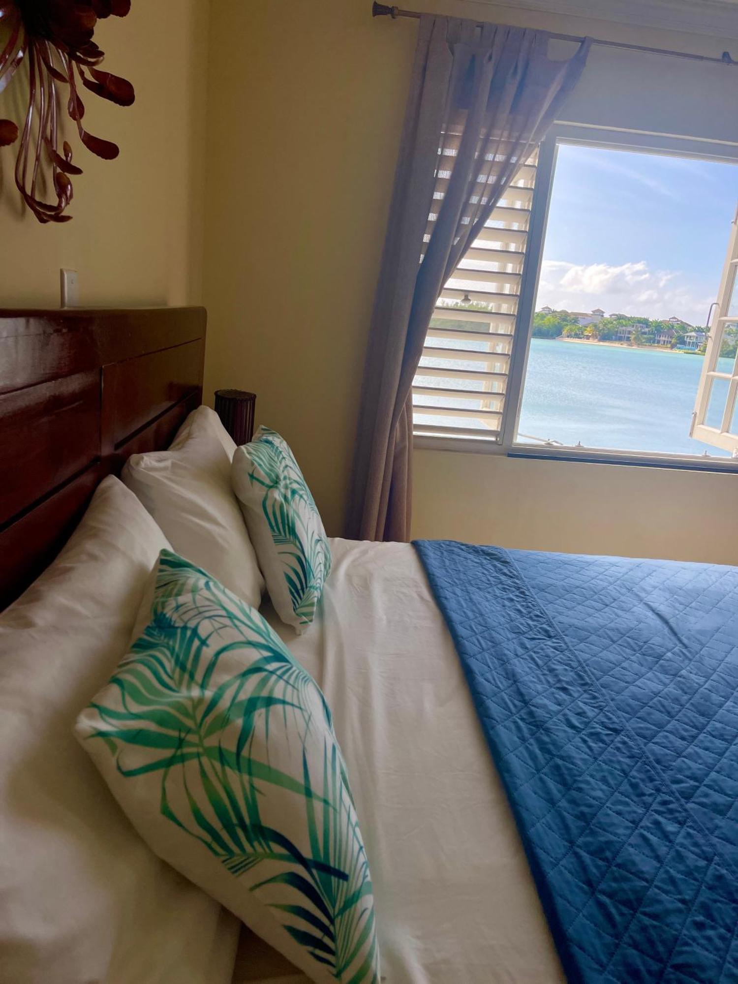 Luxury Apartments And Rooms,The Lagoons Montego Bay Eksteriør bilde