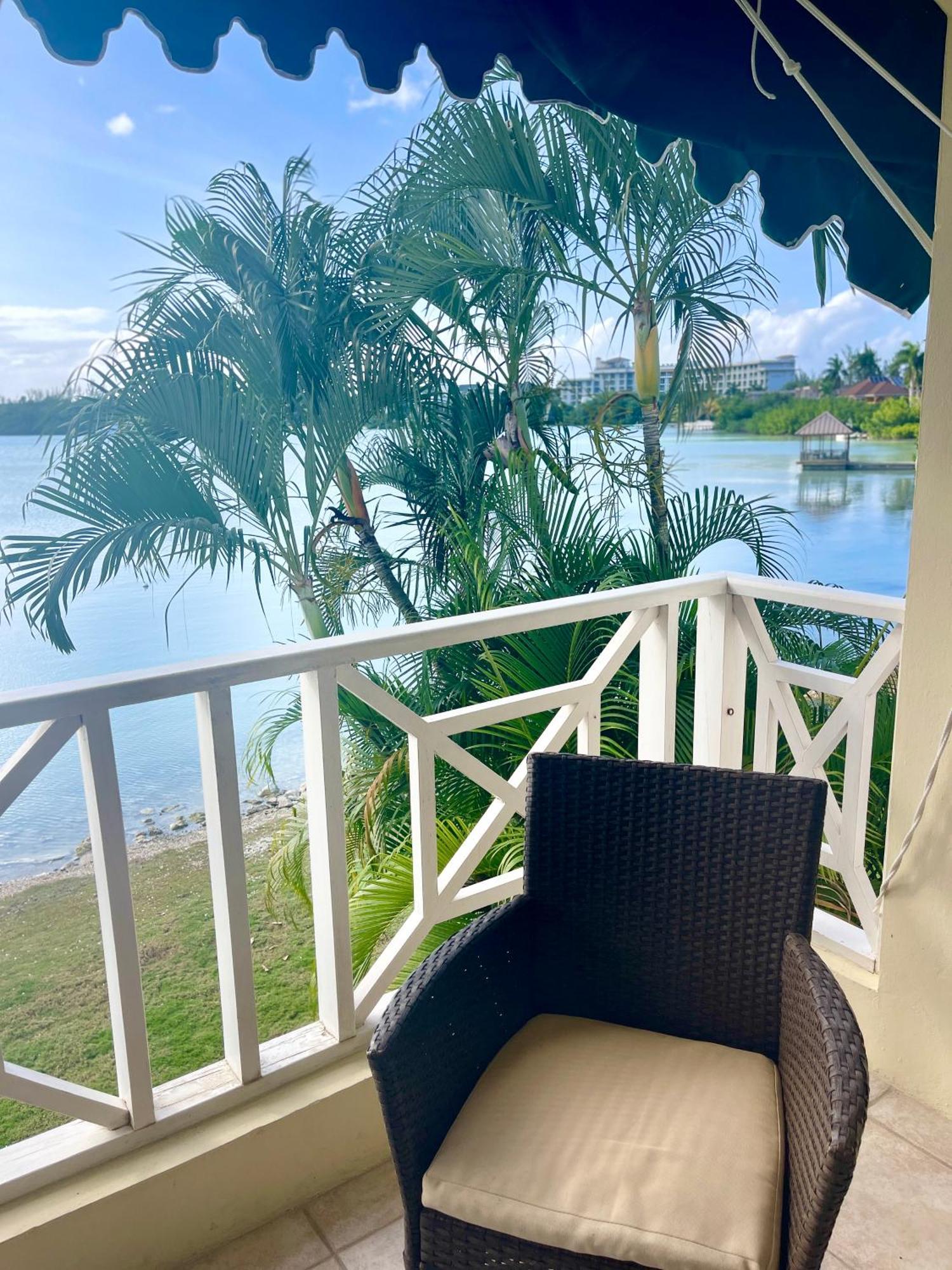 Luxury Apartments And Rooms,The Lagoons Montego Bay Eksteriør bilde