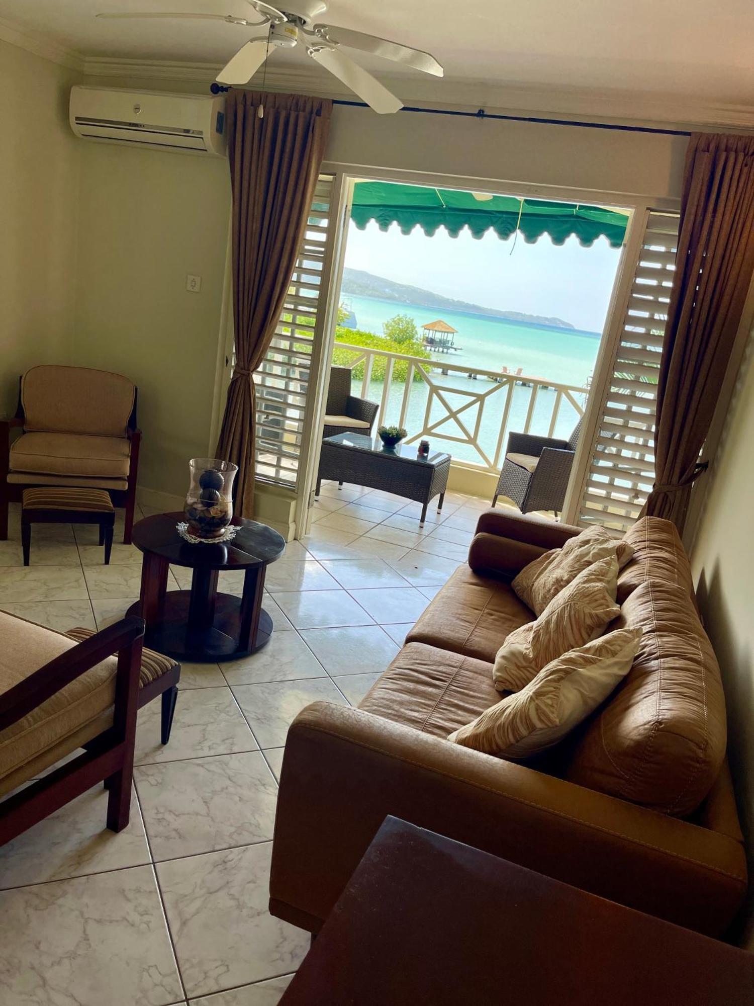 Luxury Apartments And Rooms,The Lagoons Montego Bay Eksteriør bilde