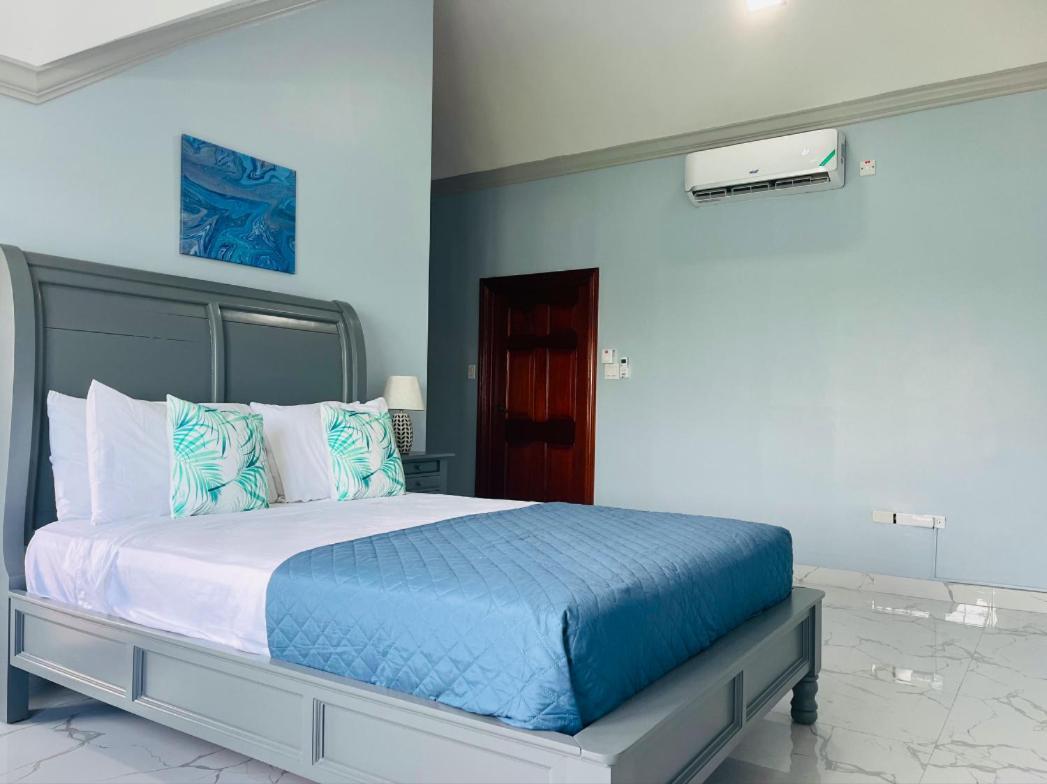 Luxury Apartments And Rooms,The Lagoons Montego Bay Eksteriør bilde